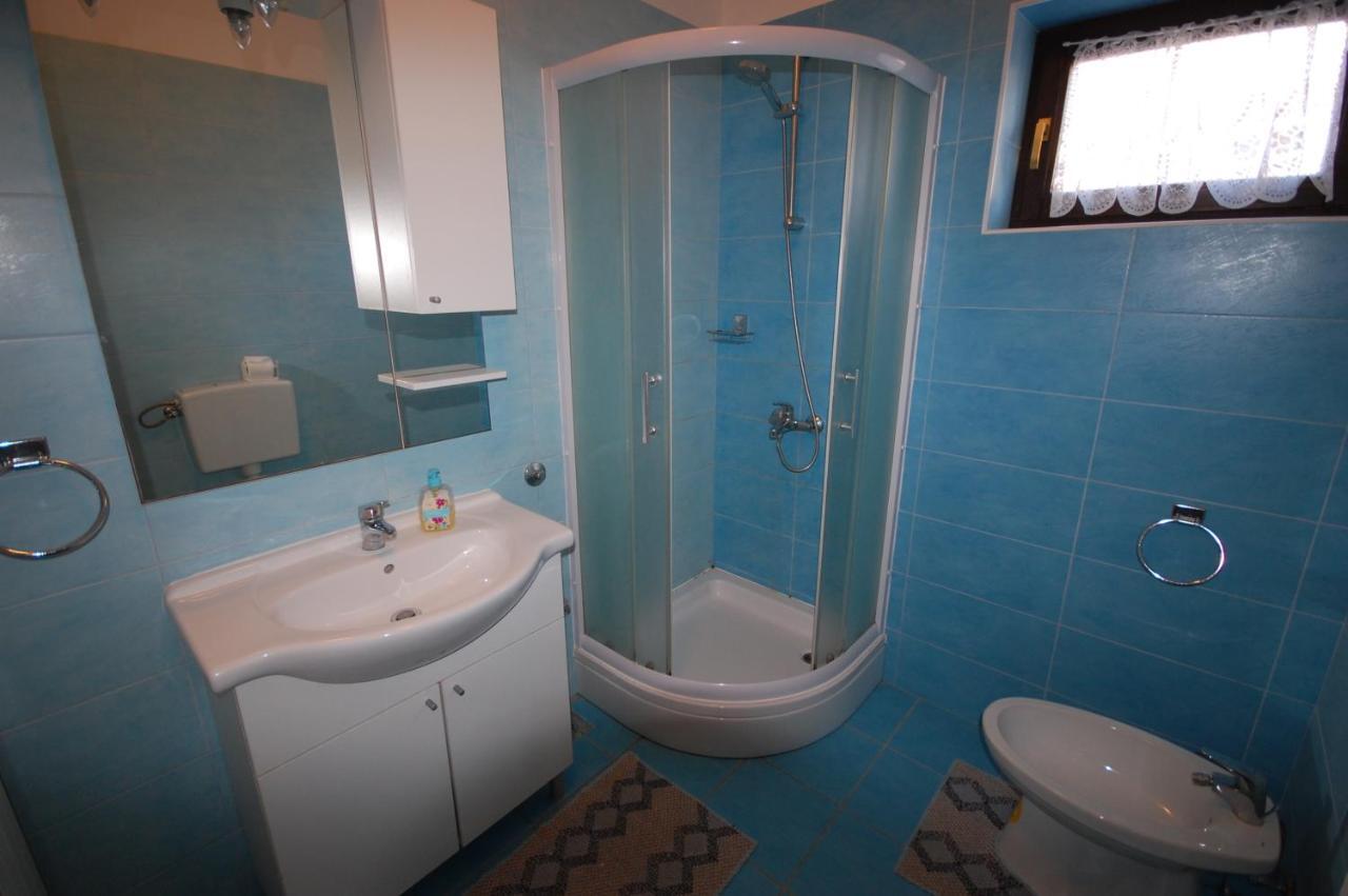Apartments Snjezana By El-Pi Tours Нівице Екстер'єр фото