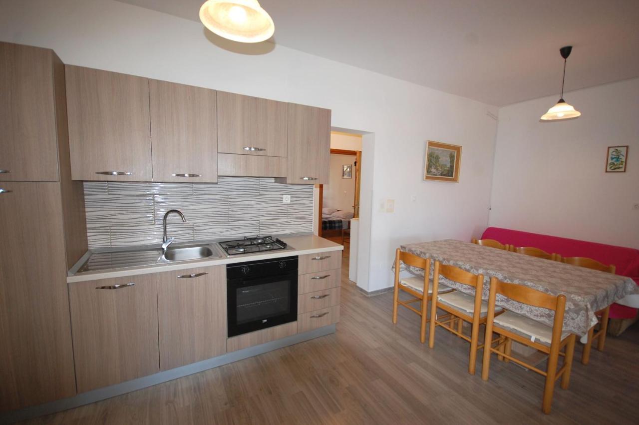 Apartments Snjezana By El-Pi Tours Нівице Екстер'єр фото